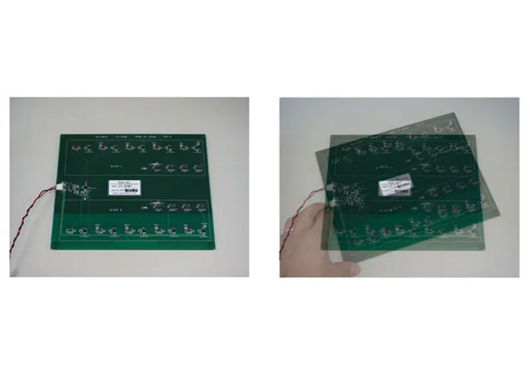 Camera "Ghost" Function<br />
<br />
Previously taken images can be displayed overlaid for position alignment. Usage example 1: aligning the camera position with the previously taken image before the test. Usage example 2: realigning the camera position when it got misaligned during the test.